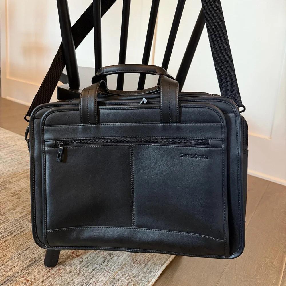 Samsonite Black Leather Laptop Briefcase